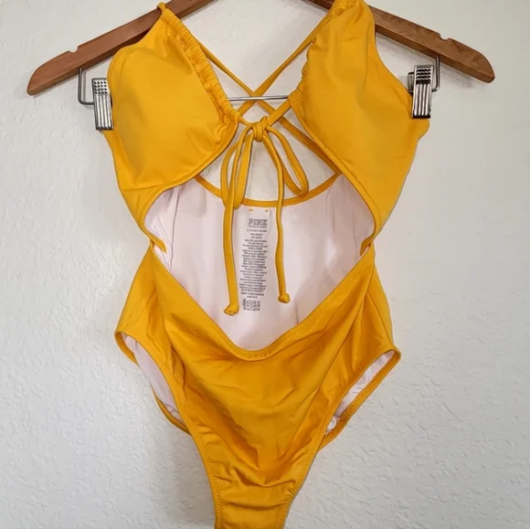 Victoria's Secret Pink - Picture 2 of 5